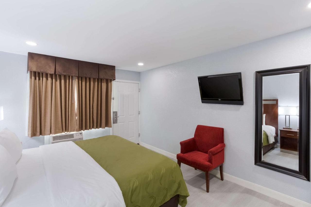 Quality Inn Redding Near I-5 Exteriér fotografie