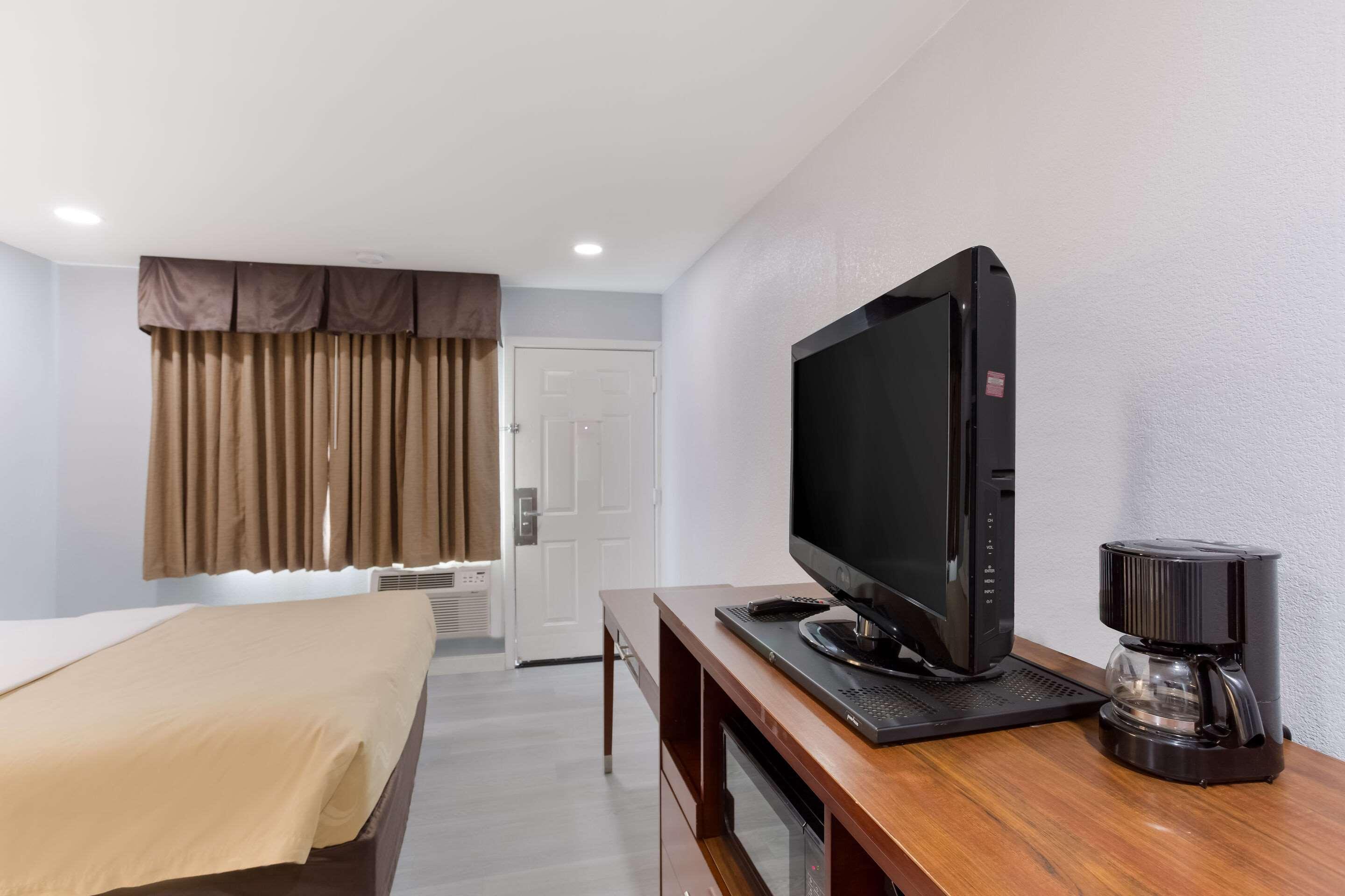 Quality Inn Redding Near I-5 Exteriér fotografie