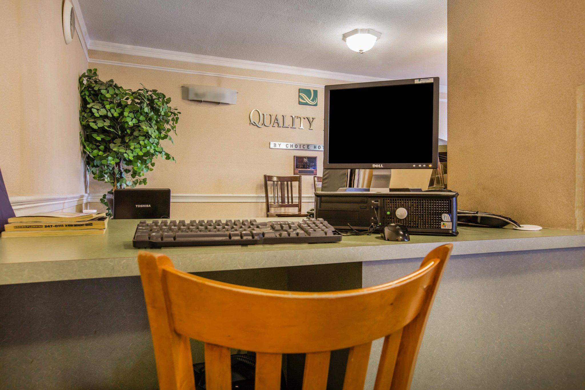 Quality Inn Redding Near I-5 Exteriér fotografie