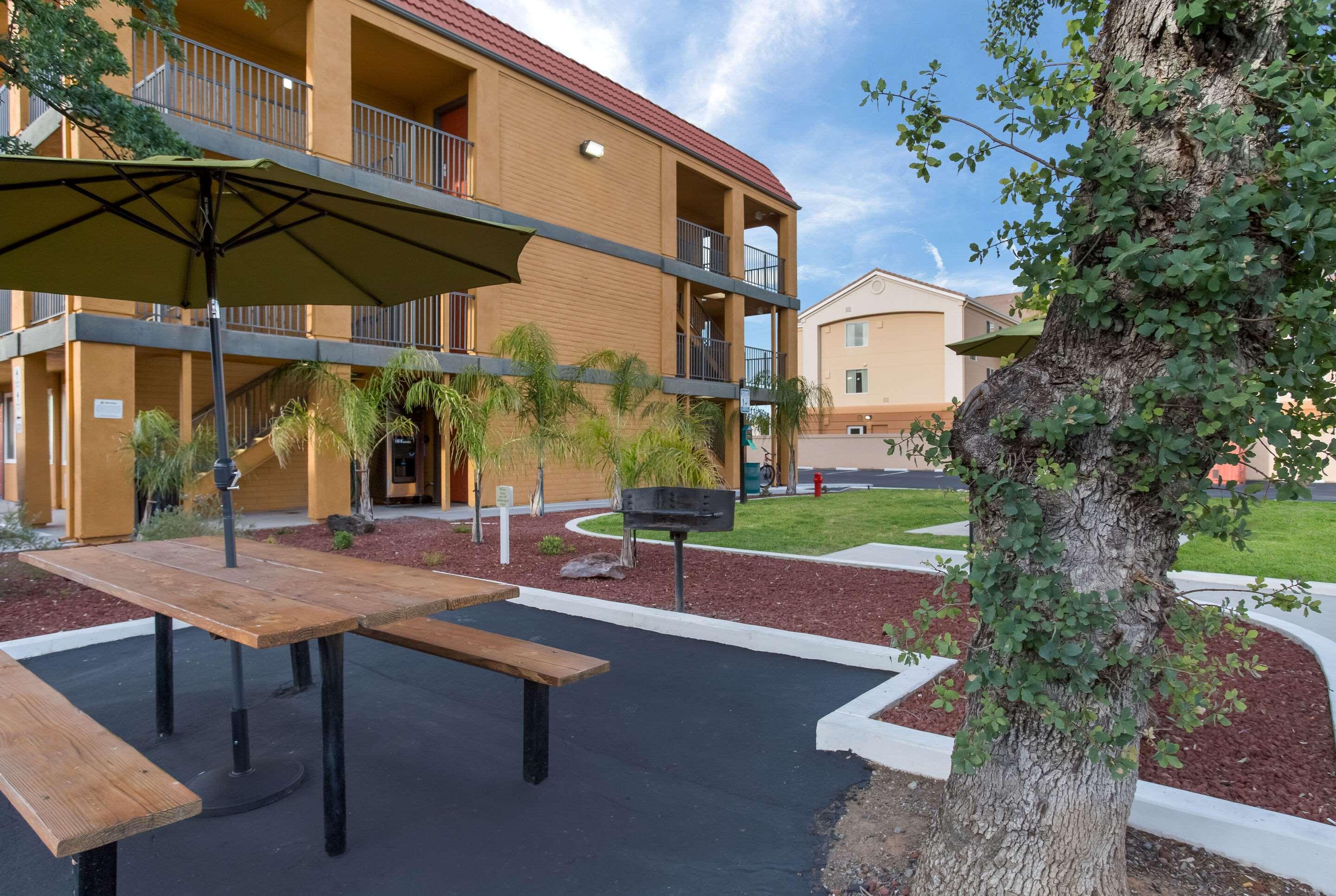 Quality Inn Redding Near I-5 Exteriér fotografie
